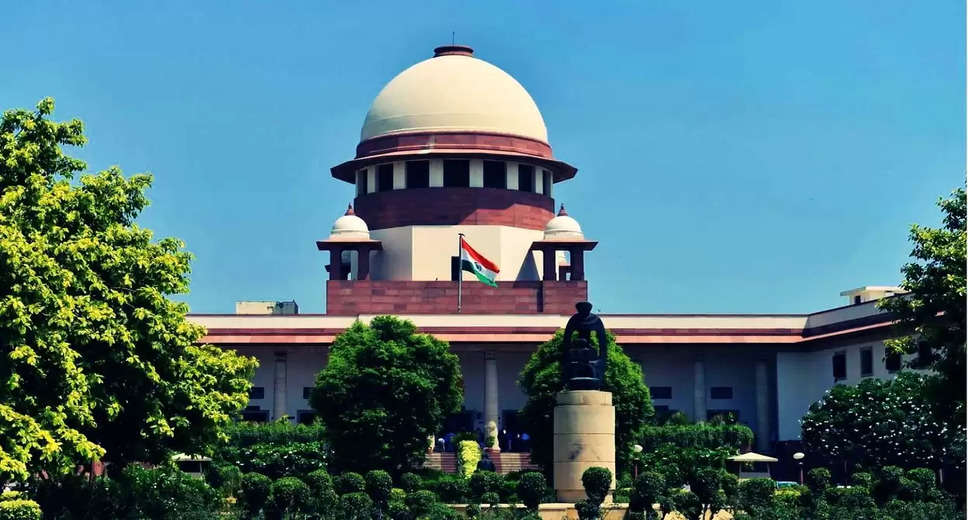 103rd amendment is fraud on Constitution, dividing country along caste lines: Petitioners to Supreme Court on EWS quota