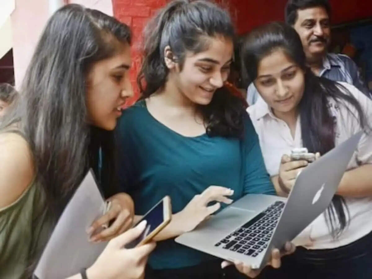 IIM Kozhikode Announces Revised PGP Admission Policy for 2024-26 Batch 