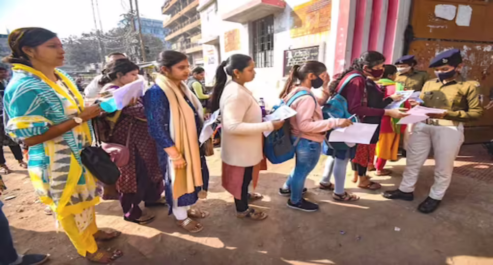 The National Testing Agency (NTA) has announced that it will reschedule the examination for applicants affected by technical issues during the second shift of the University Grants Commission-National Eligibility Test (UGC-NET) in Delhi on March 11. A total of 77 candidates were unable to complete their examination due to network issues at one of the test centers in Rithala. The new revised dates for these applicants will be declared soon on NTA's official website for the UGC NET computer science and application paper. According to the NTA's statement, the morning session at the test center went smoothly with 249 out of 350 candidates appearing for the test and completing it successfully by 12 pm. However, during the second shift, with 233 candidates present, the examination was disrupted at 4:40 pm due to network issues. It took over an hour to resolve the issue, during which some candidates became restless and even switched off the MCB, further delaying the process. As a result, 77 candidates left the center without completing the test, while 156 completed it after the exam resumed at 5:50 pm. The NTA has decided to reschedule the computer science and applications test to ensure the academic interests of the affected candidates are taken care of. The agency will contact the applicants individually, and has also issued a helpline number and email ID for them to address any queries or clarifications. The UGC-NET exam is conducted twice a year to determine the eligibility of candidates for the post of assistant professor, lecturer, and junior research fellowship in Indian universities and colleges. The exam consists of two papers: Paper-I, a standard paper for all candidates that assesses their teaching and research aptitude, and Paper-II, which assesses their subject-specific knowledge. The test on March 11 was part of the UGC NET December 2022 session.