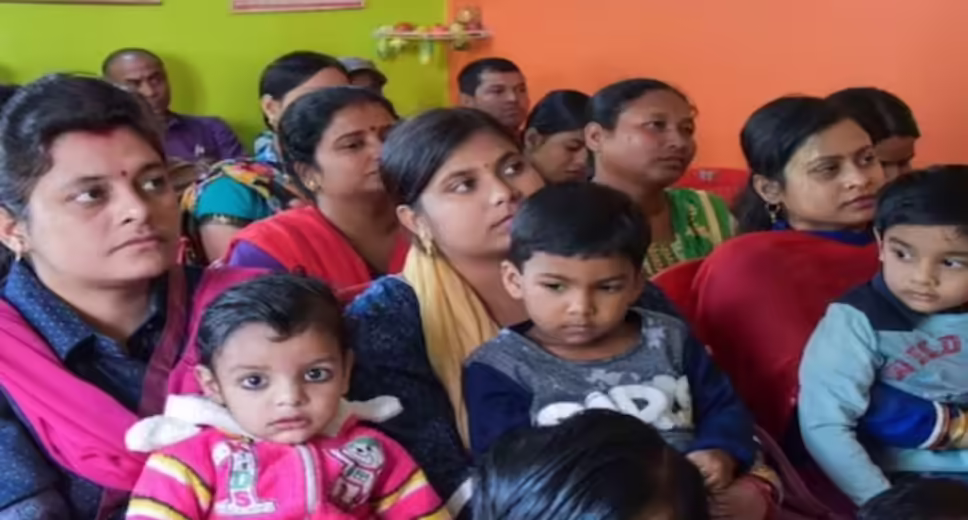 Central government led by Prime Minister Narendra Modi plans to focus on early childhood care and education in 2023. Women and Child Development Minister Smriti Irani has asked 14 lakh anganwadi centres to push for early childhood care and education. Last year in September, Smriti Irani announced ‘Poshan Bhi, Padhai Bhi’ slogan under which early childhood care and education will be focused. To achieve this development, anganwadi centres will be ‘re-imagined’ and ‘re- calibrated’ to focus on nutritional aspect of children and mothers. An emphasis is given on the early learning of children under 6 years of age, particularly those under 3 years, which has proven to be a foundation for a child’s development. From last few years, the government has prioritized early learning of the child than nutrition in its integrated approaches. Centre plans to re- shape the anganwadis and pre schools to provide early learning access particularly to children from socially and educationally backward communities. The Women and Child Development Minister Smriti Irani had set -up a 22-member high level task force, chaired by former IAS officer Sanjay Kaul, to look into the issue. Last year in August, the task force has submitted its findings with recommendations. The report is now under consideration by the ministry. The task force has taken cognisant of the two emerging issues in the early education and care of the children- the perceptible shift of young children into private pre-schools and under-age children being admitted in Class 1 in a few states. Further, parents feel that the quality of education including other services imparted in the anganwadis are inferior as compared to the private nursery schools. This has compelled the parents to shift towards private educational institutions. These private educational institutions are offering low quality of education to the students enrolled. As the part of the recommendation, the task force calls for ‘re- branding’ of the anganwadis in mission-mode approach. The re- branding includes upgraded infrastructure, ECCE materials, nutritional aspects, leveraging MGNREGS funds, expansion of timings, setting up of creches and day care services, and play equipment, etc. It further suggested to include institutions like panchayat raj institutions, women’s self-help groups, local non-government organisations, and college volunteers to improve the implementation. The task force chaired by Sanjay Kaul recommended that 70,000 anganwadis centres in India should be upgraded as anganwadi-cum-crèches in the first phase. Further a common curriculum should be developed across different anganwadis models with an emphasis on education in the child’s mother tongue. The committee has asked for Rs 9,800 crore to fulfil the task. The Centre in the National Education Policy 2020 noted that quality early childhood care and education is not delivered to crores of Indian children. Taking in view of the issue, the government has focused on Early Childhood Care and Education (ECCE) in the National Education Policy 2020. The policy mentions that major portion of a child’s brain development occurs before the age of 6 years and hence also emphasised on the foundational literacy and numeracy.