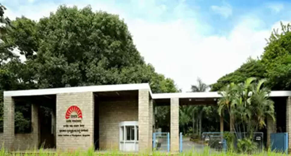IIM Jammu Recruitment 2023: Apply for State Resource Coordinator Vacancies in Leh, Puducherry, and Kolkata IIM Jammu has released an official notification for State Resource Coordinator vacancies in Leh, Puducherry, and Kolkata locations. Eligible candidates who have completed their M.A. can apply for these 3 posts. The last date to apply online/offline is 10/03/2023. Qualification and Vacancy Count for IIM Jammu Recruitment 2023 Candidates who wish to apply for IIM Jammu Recruitment 2023 must check the qualification details as posted by the officials. The selected candidates will receive a salary of Rs.40,000 - Rs.45,000 per month. The job location for the IIM Jammu Recruitment 2023 is Leh, Puducherry, and Kolkata. To get a detailed description of the qualification, vacancy count, selection process, and other details, visit the official notification. Steps to Apply for IIM Jammu Recruitment 2023 Interested and eligible candidates can apply for the vacancies through the official website iimj.ac.in. Follow the steps given below to apply online/offline: Step 1: Click on the IIM Jammu official website iimj.ac.in Step 2: Search for the IIM Jammu official notification Step 3: Read the details and check the mode of application Step 4: Apply for the IIM Jammu Recruitment 2023 as per the instructions given in the notification